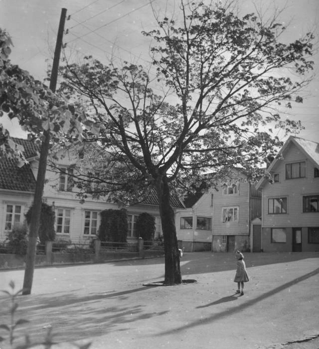 Skolepladsen ca 1950