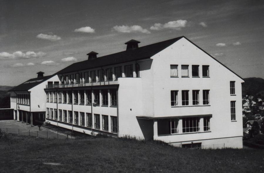 Husabø skole, 1958