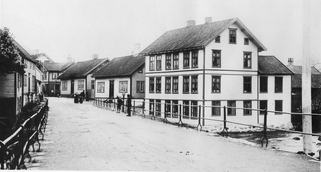 Elvegaten 26 var det første Folkets hus